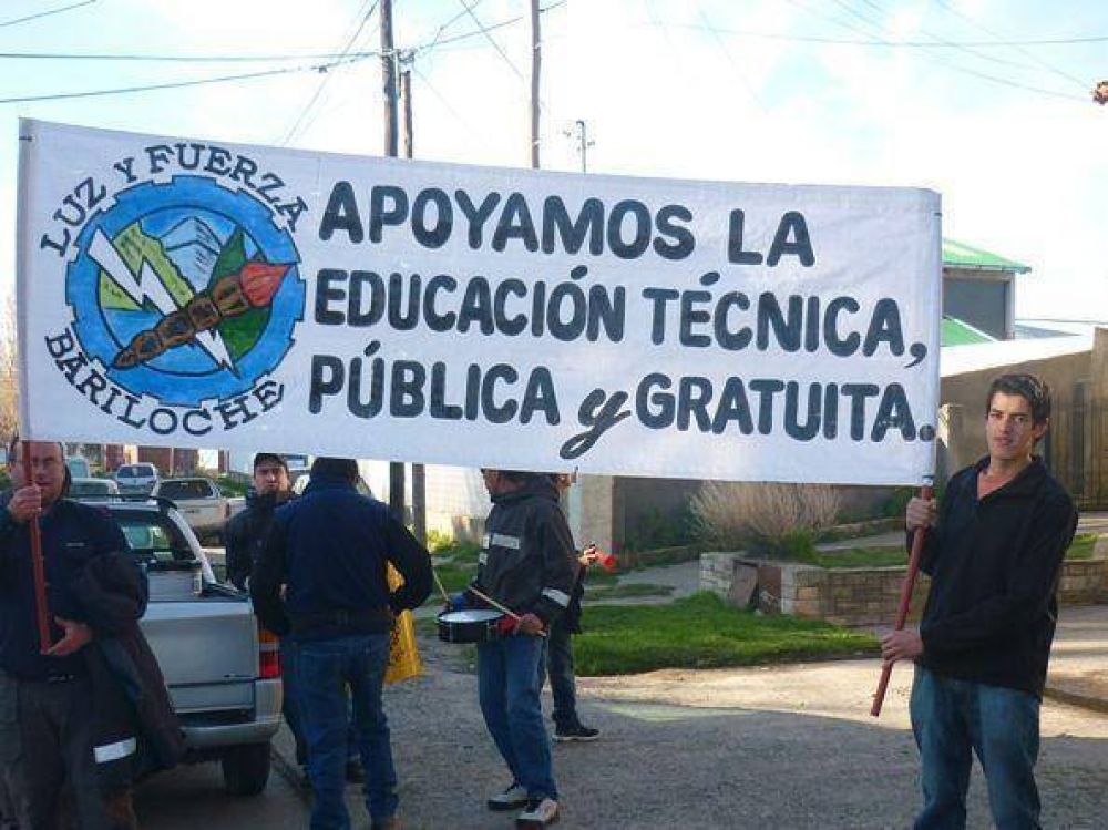 Nueva marcha por la educaci�n t�cnica