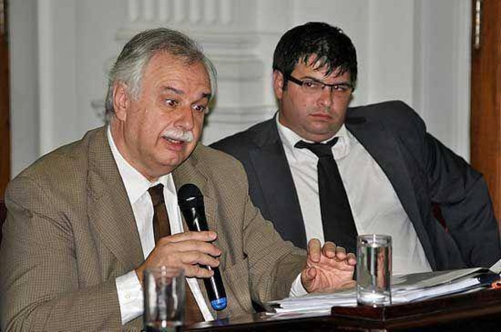 En una emotiva sesi�n, el Concejo declar� al �Gato� Landoni ciudadano ilustre