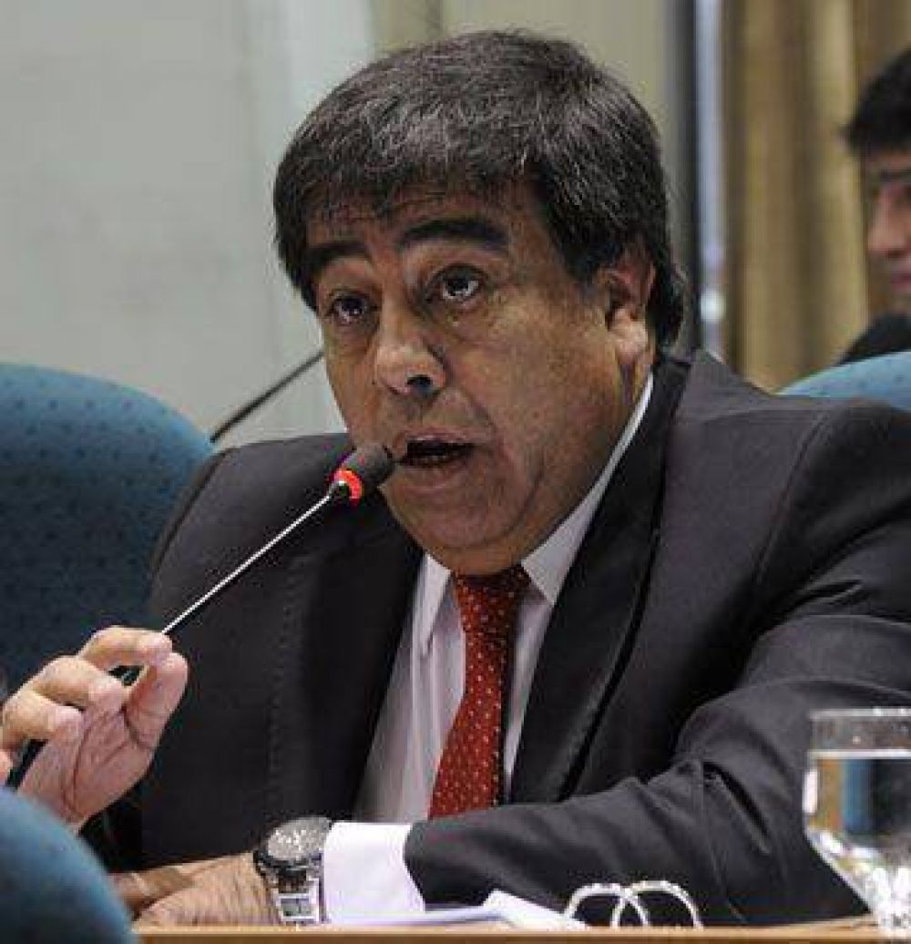 Buscan impedir que el Gobierno tome adelantos de regal�as