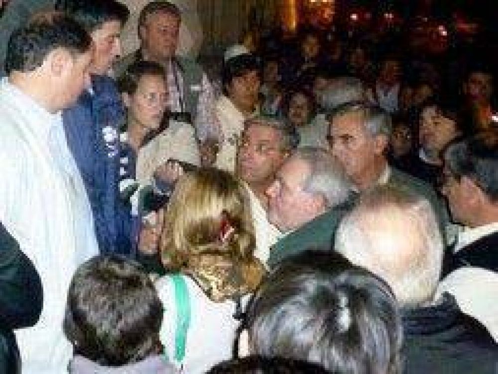 Masiva movilizaci�n en reclamo de seguridad en San Pedro, con exigencias a Casal