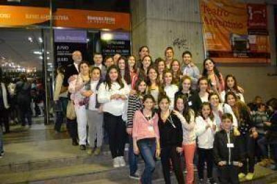 Excursi�n cultural a La Plata para 300 linque�os