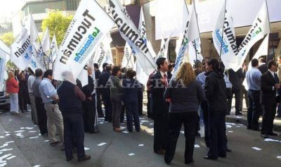 La Bancaria embrolla el tr�nsito en pleno centro