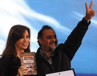 D�AZ P�REZ JUNTO A LA PRESIDENTA CRISTINA FERN�NDEZ DE KIRCHNER