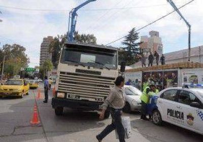 Clausuraron obra en el Castro Rend�n 