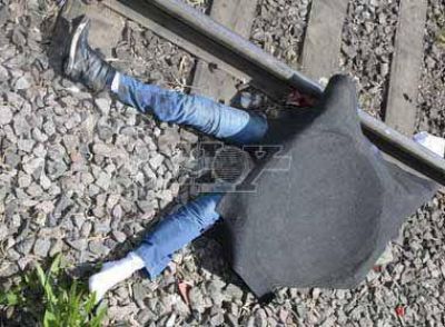 Una mujer se suicid� tras arrojarse a la v�as del tren en 1 y 38