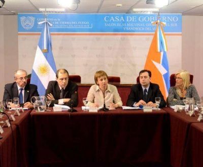 �Debemos trabajar en la b�squeda del equilibrio presupuestario de la Provincia�