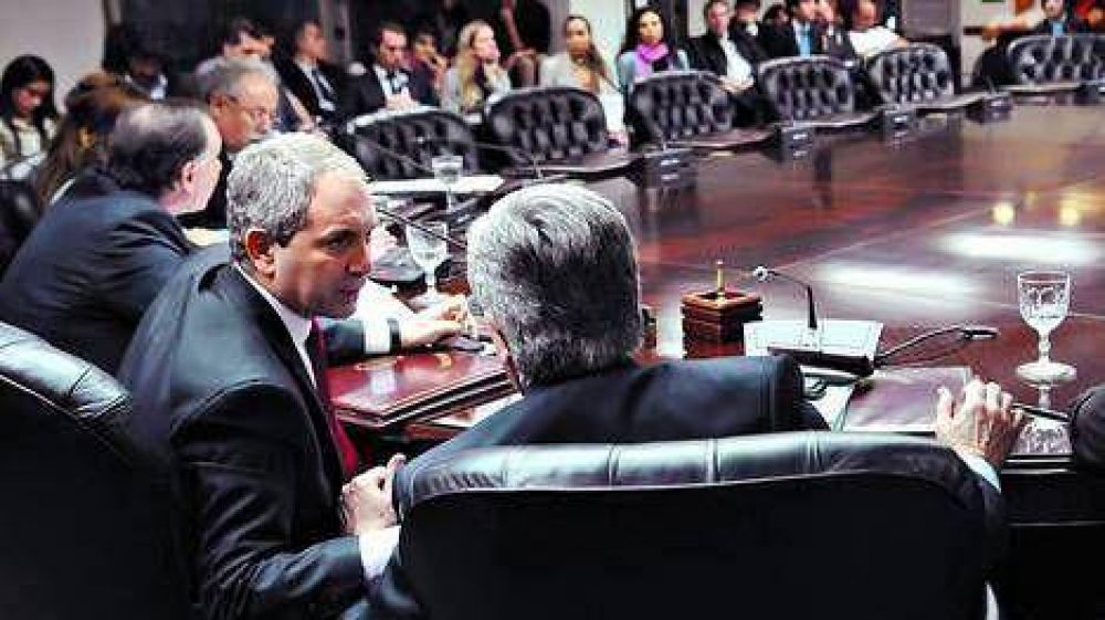El Gobierno busca dilatar el juicio de fondo sobre la ley de medios