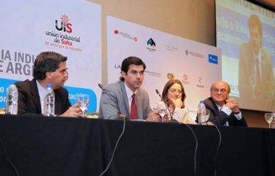 Luc�a particip� en Salta de la Pre-Conferencia Industrial del Noroeste