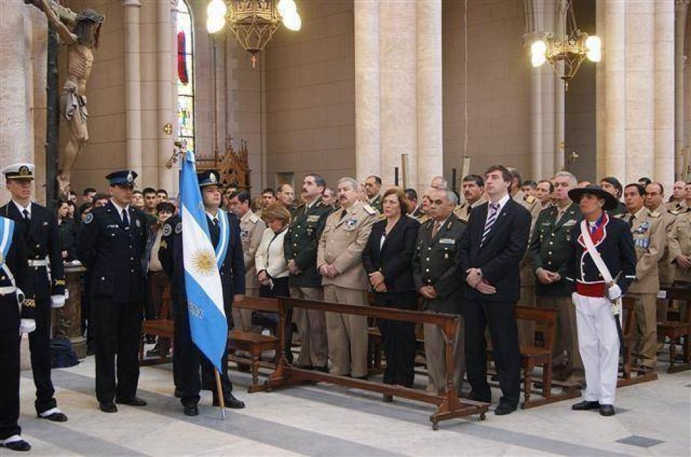 Lleg� ayer la peregrinaci�n anual de las Fuerzas Armadas