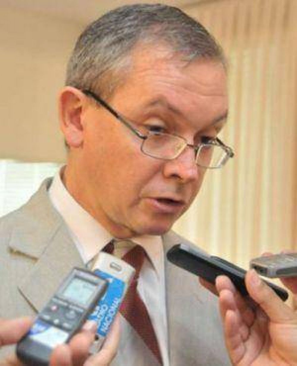 �Los jueces no son m�s que un maestro, un m�dico o un polic�a�, alerta Pedrini