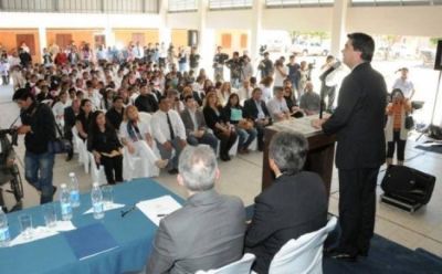 Capitanich inaugur� la ampliaci�n de la Escuela Primaria 1004 de Las Bre�as