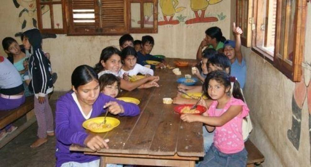 Celebraron el 5� aniversario del comedor Susana Gim�nez del barrio Tiro Federal