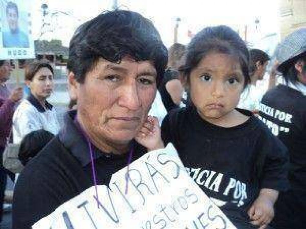 Familiares del joven asesinado en Humahuaca marcharon en reclamo de mayor celeridad de la justicia y en contra del desdoblamiento de la causa