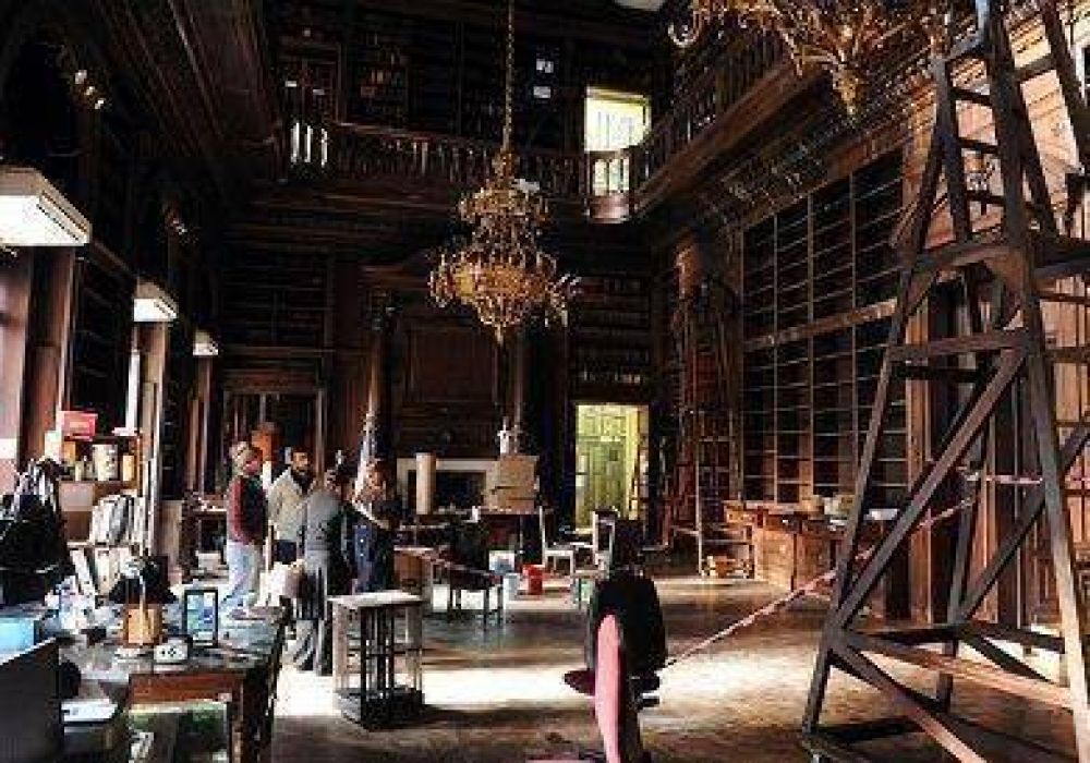 La Hemeroteca de la Legislatura abre sus puertas