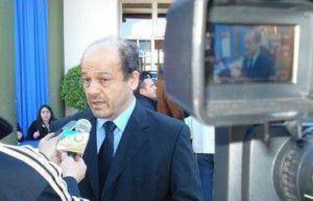Formosa previsiona mensualmente partidas para atender segunda cuota del medio aguinaldo 2012