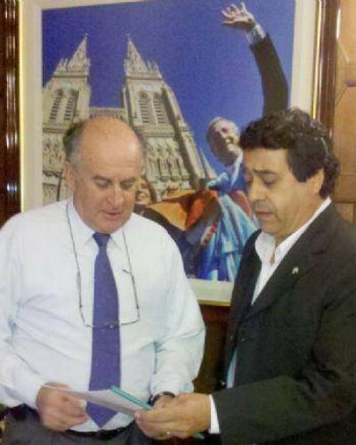 Cesar Trujillo fue recibido por Oscar Parrilli con quien analiz� la situaci�n de la industria de la construcci�n en Mar del Plata 