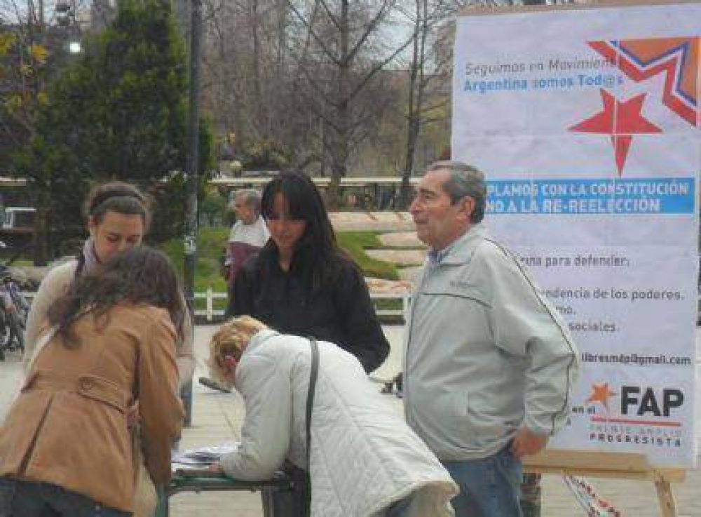 M�s de 10.000 marplatenses le dijeron no a la re-re elecci�n de Cristina