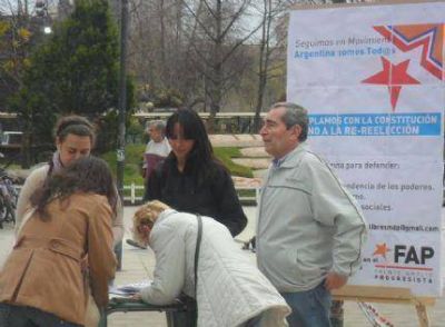 M�s de 10.000 marplatenses le dijeron no a la re-re elecci�n de Cristina