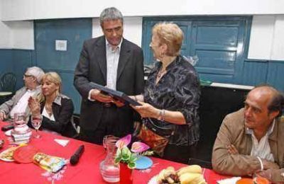 El Intendente Ferraresi recorri� distintas instituciones locales