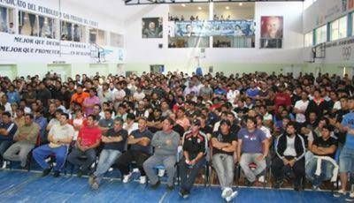 Los petroleros acataron la conciliaci�n obligatoria y abren una mesa de negociaci�n