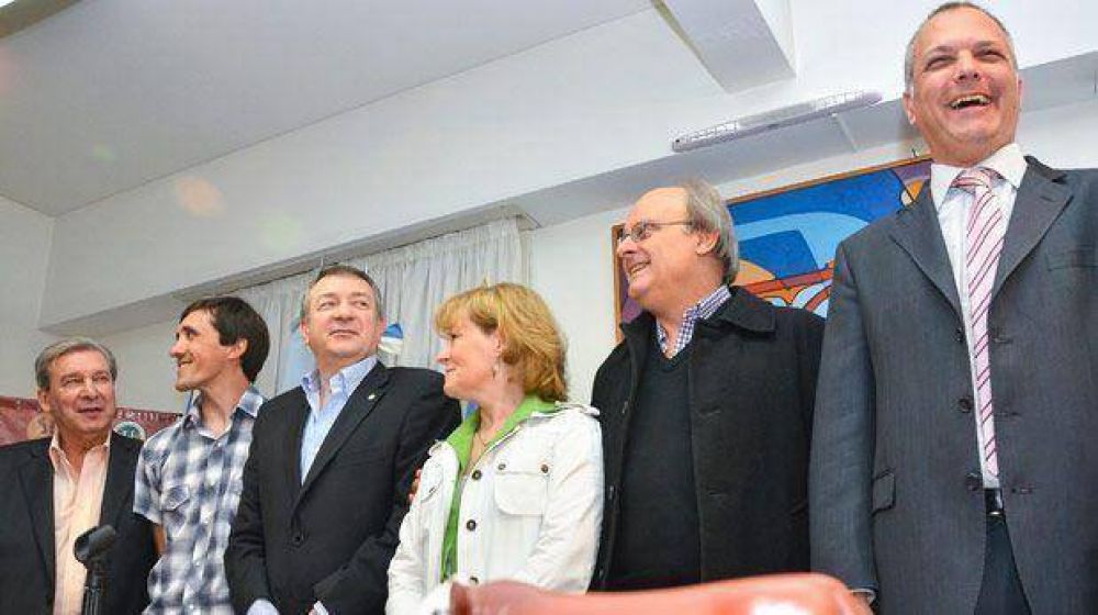 Buzzi consider� que la ampliaci�n del riego asegurar� el engorde bovino