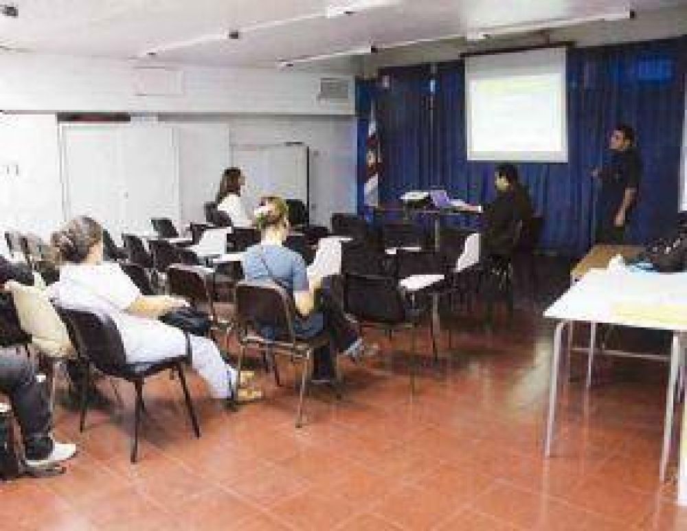 Ayer finaliz� el curso de actualizaci�n sobre alergias