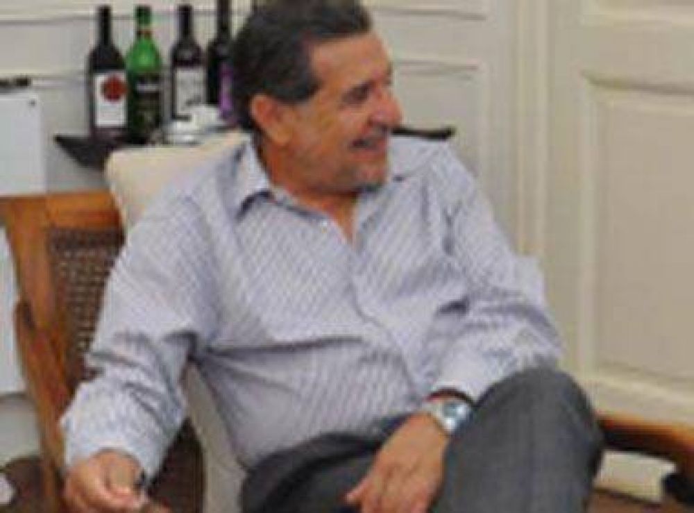 El gobernador ratific� la interna del PJ