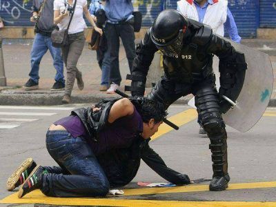Colombia: disturbios en marcha de "indignados"