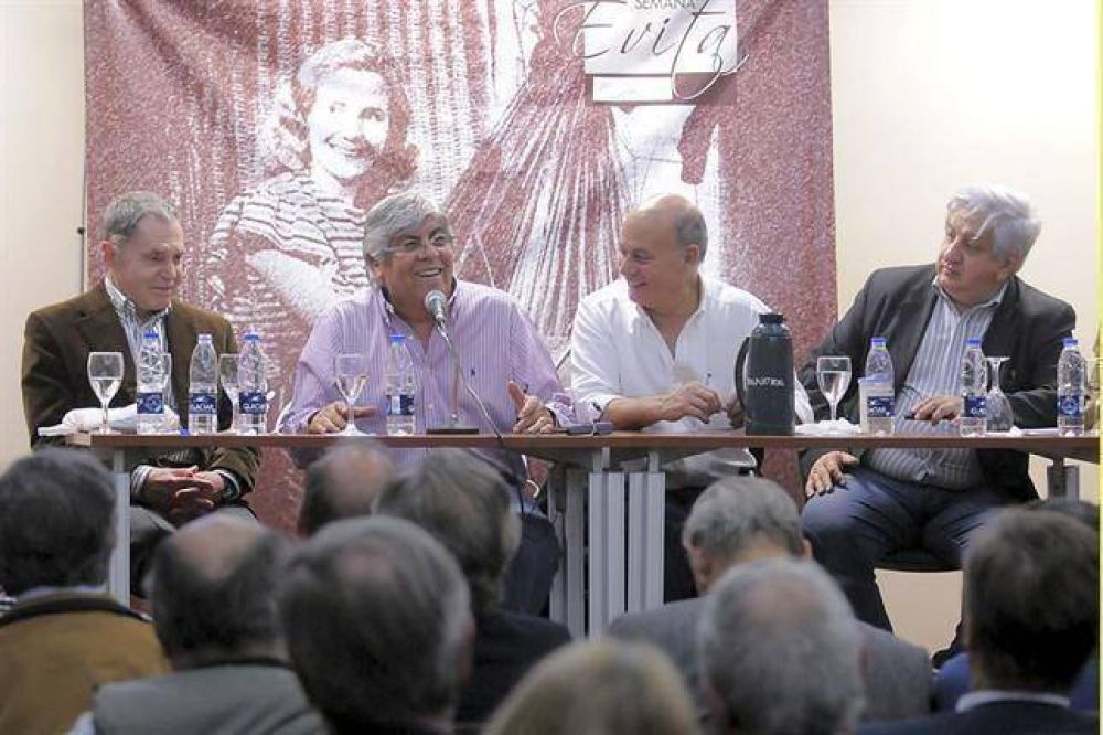 Moyano tiene su propia "Carta Abierta"