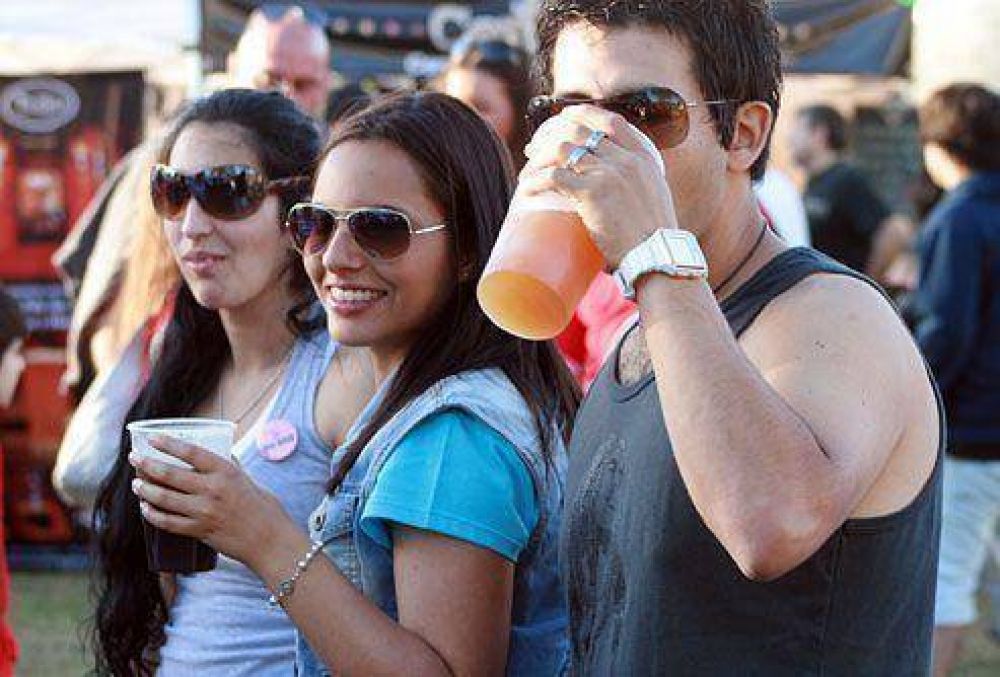 Cerveza y picadas, las estrellas de Uribelarrea