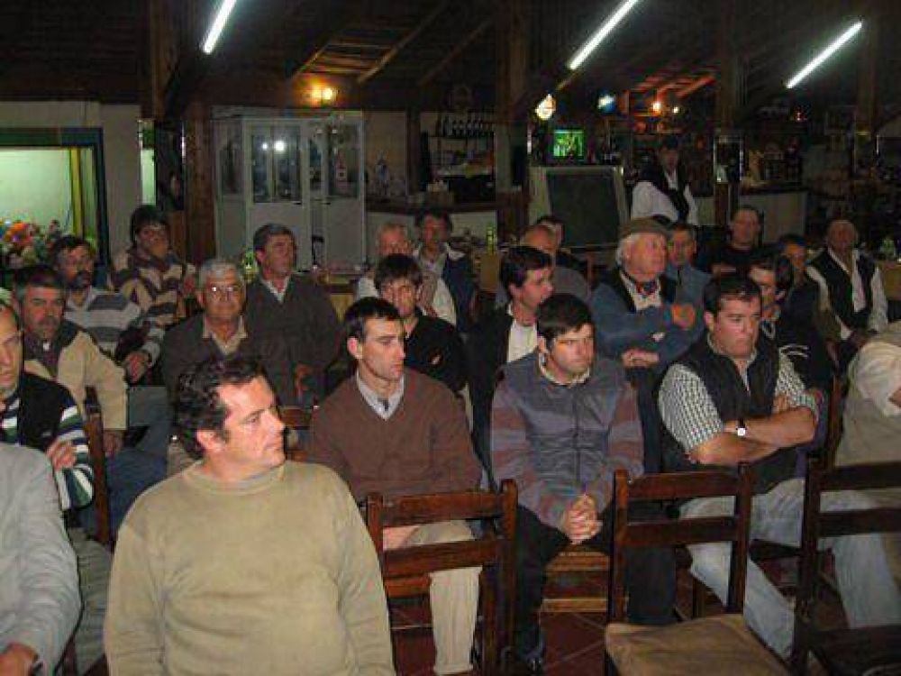 Los contratistas rurales piden un nuevo arreglo de precios y pagos por sus tareas