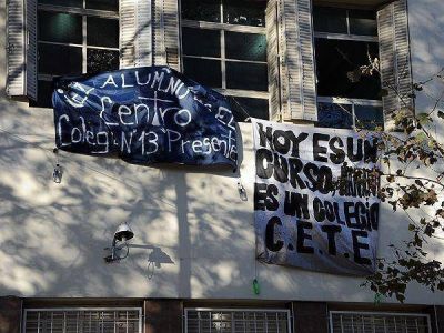 Por las tomas de colegios, la Ciudad extender� el calendario escolar 2012