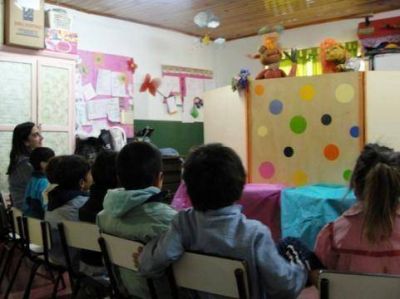 Sigue el programa Aprendiendo a comer y crecer sanos 