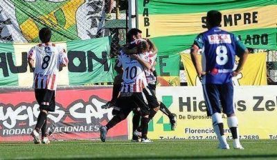 Instituto despert� con una goleada ante Defensa y Justicia