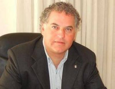 Dom�nguez consider� "desubicada y paranoica" la respuesta de Romero
