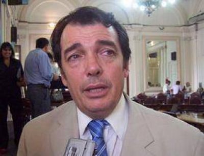 �Todos y cada uno de los diputados han hecho un aporte valios�simo�.