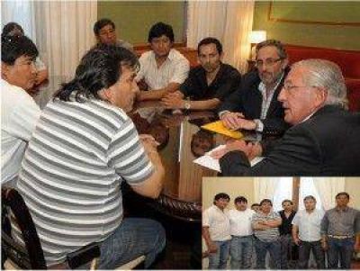 Fellner se reuni� con la UOCRA y subray� que: �La UOCRA �es un gremio que ha acompa�ado siempre la gesti�n de Gobierno�