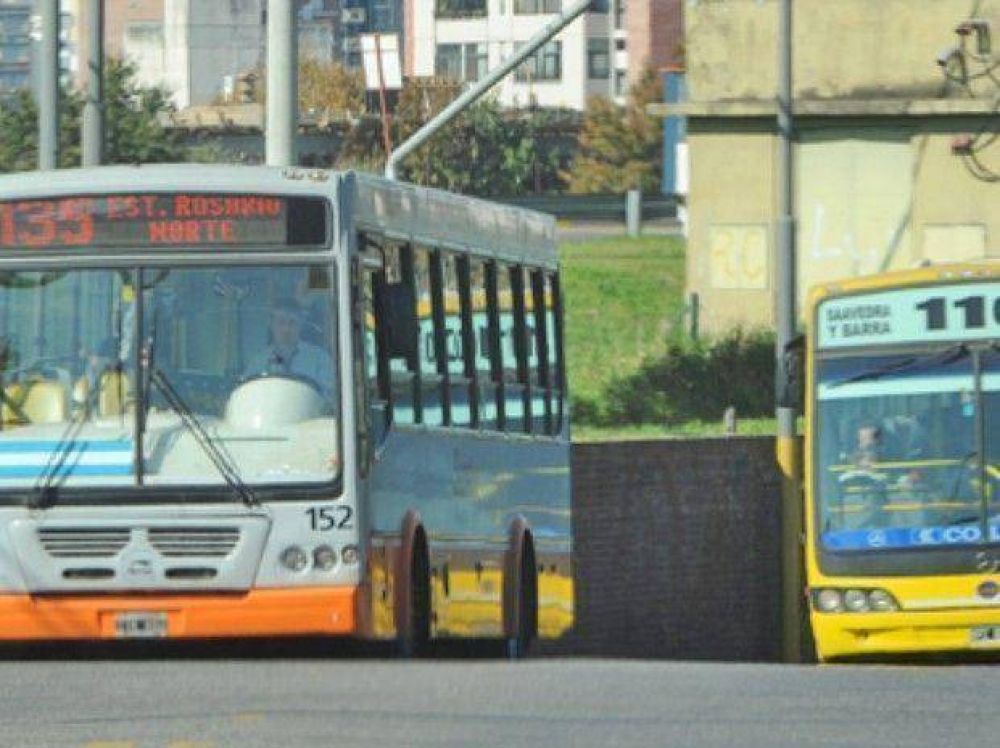 Quieren renovar el transporte urbano con 120 coches 0 kil�metro