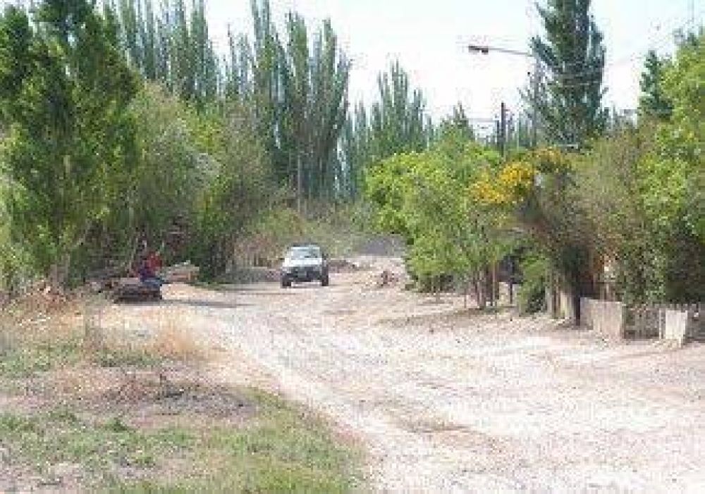 Vecinos de Tres Luces plantearon sus problemas al intendente Baratti 