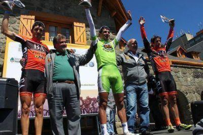 Ambiente festivo en Bariloche por el paso del Tour de France