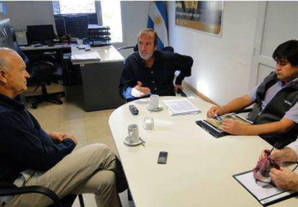 El Senasa se reuni� con el nuevo ministro de Producci�n de R�o Negro