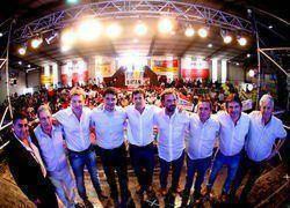Lanzamiento de Radicales PROA en Vicente L�pez