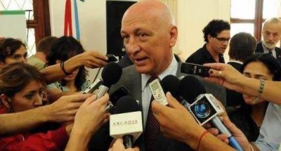 Bonfatti prometi� �poner el cuerpo� a la defensa policial