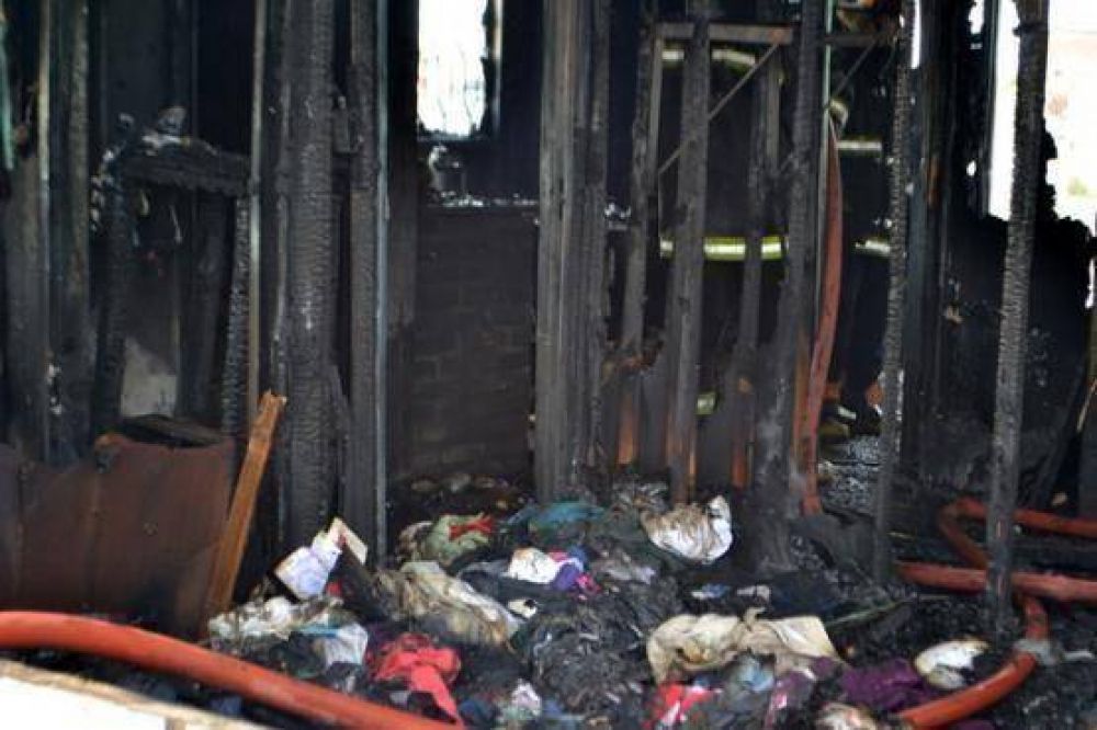 Incendio Voraz: P�rdidas totales para un familia