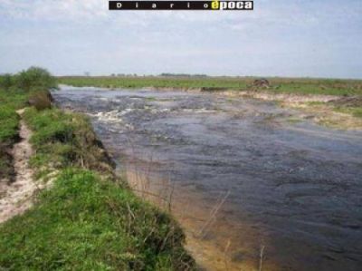 Anuncian obras h�dricas en el r�o Santa Luc�a con una inversi�n de $2 millones