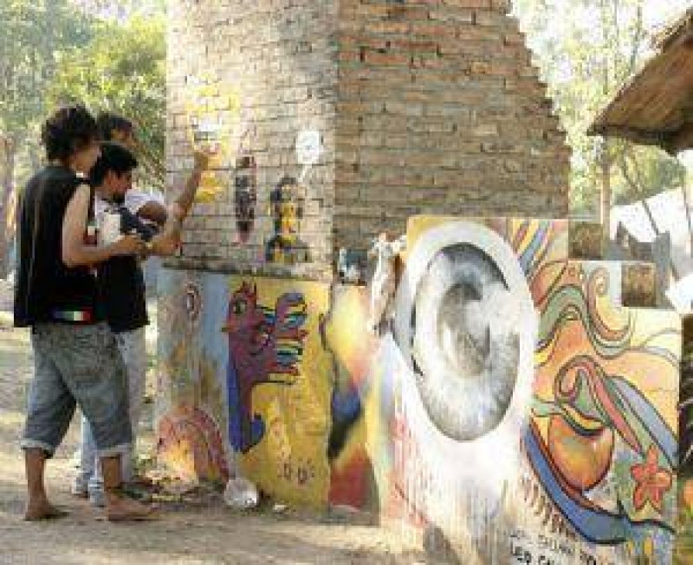 Cientos de estudiantes de Artes intercambiaron sus experiencias