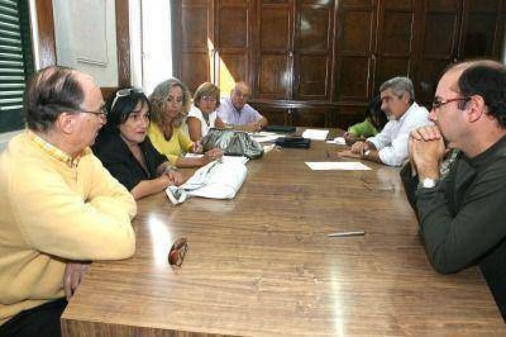 La Biblioteca Sarmiento y su pedido al municipio.