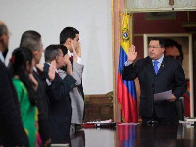 Superministro Maduro, vicepresidente y canciller