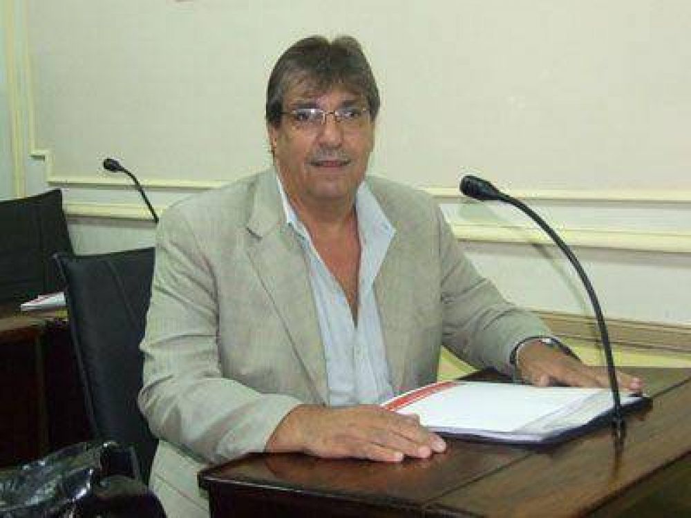 Lanus: El oficialismo consider� �inviable� crear un Consejo de Seguridad