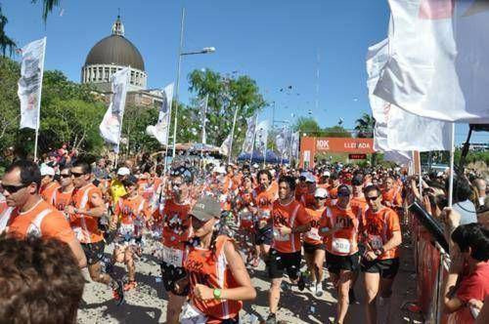 San Nicol�s volvi� a vestirse de fiesta con los 10K Ternium